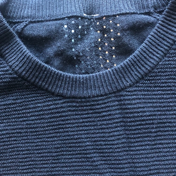 LuluLemon Black Knit Sweater - Picture 3 of 4